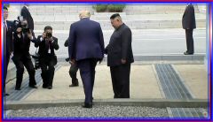 DMZ_Trump_Kim2019June_ (39).jpg